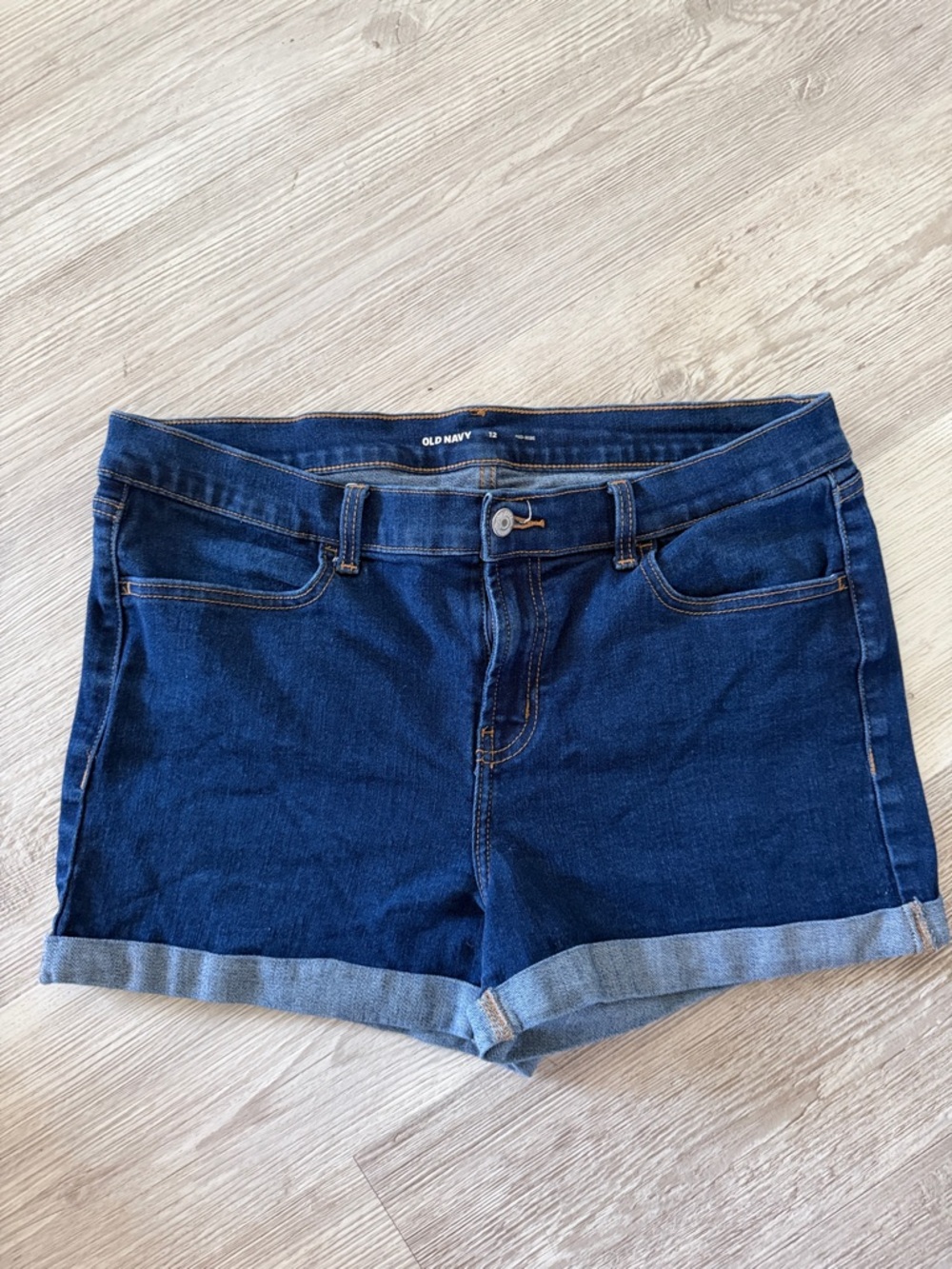 Old Navy Dark Indigo Roll-Cuff Denim Shorts